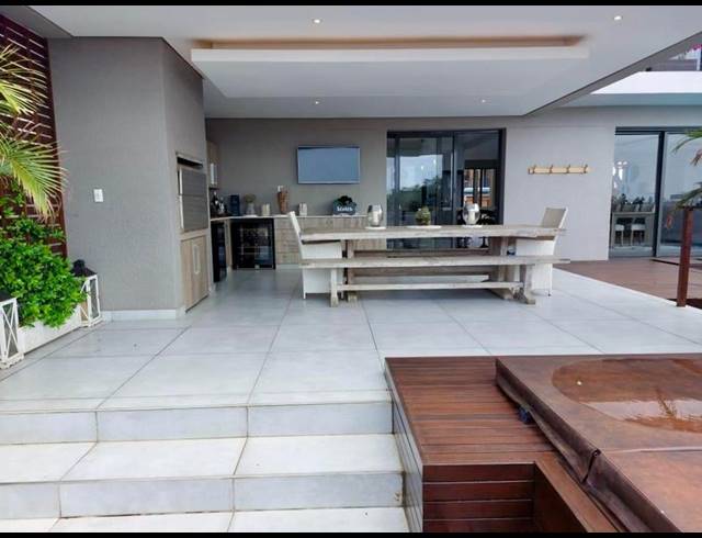 4 BEDROOM HOUSE FOR SALE IN IZINGA PARK